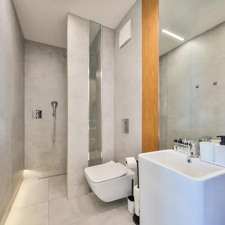 Lejlighed I Center Viev I Prymasa Tysiaclecia 83a I By Perfectapart I 1026 Garage I